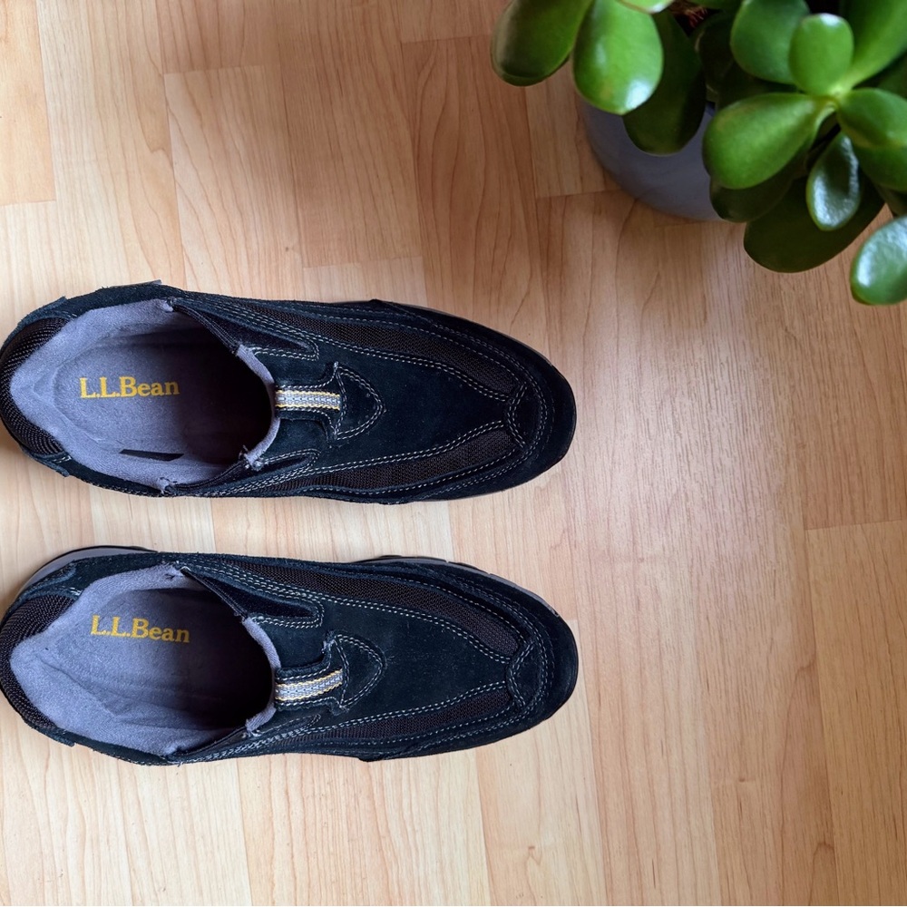 L.L. Bean Women Black Suede Slip-On sneaker boots